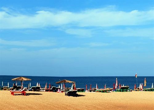 Bougainvillea Guest House Candolim Esterno foto