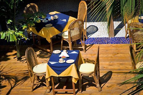 Bougainvillea Guest House Candolim Esterno foto