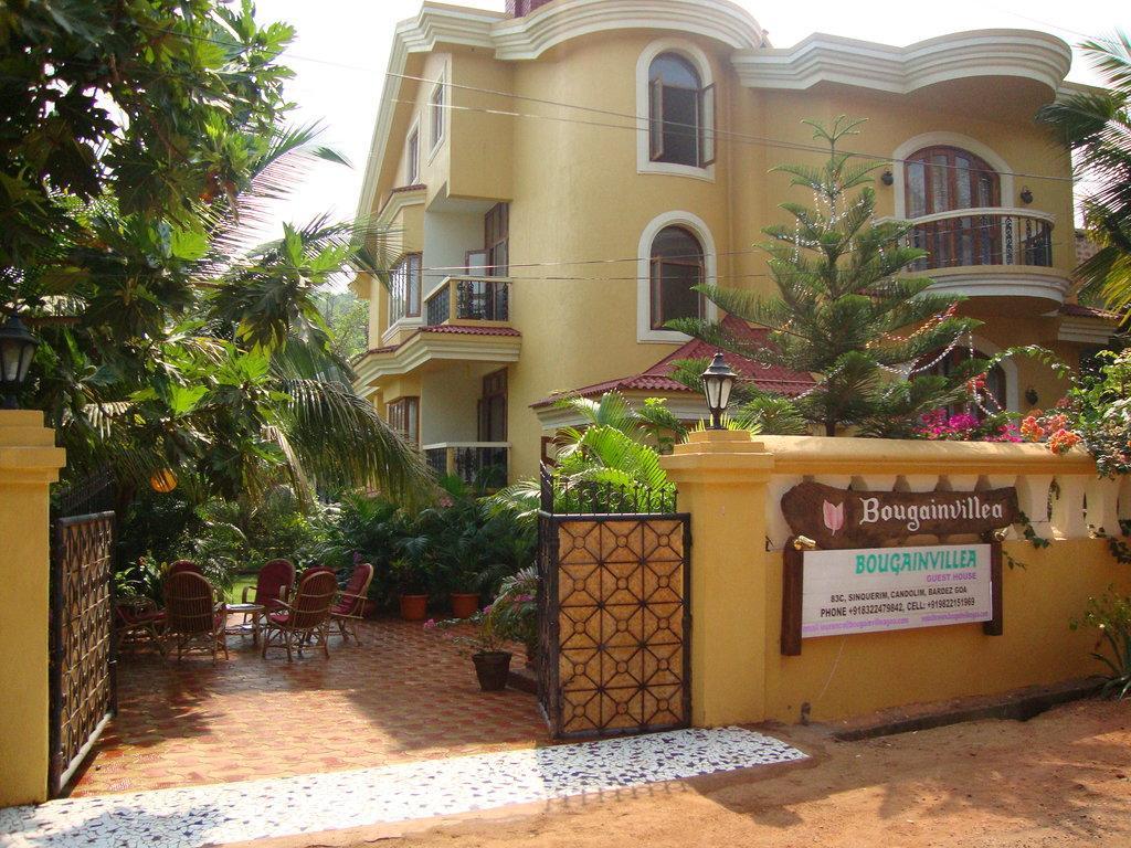 Bougainvillea Guest House Candolim Esterno foto